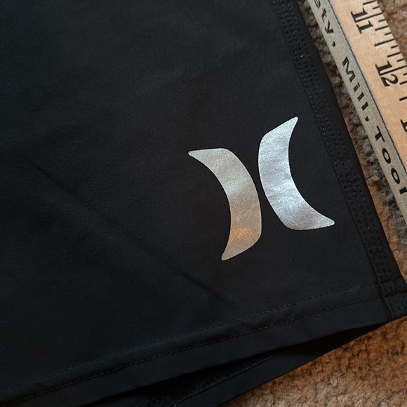 Hurley phantom board shorts - Picture 2 of 6